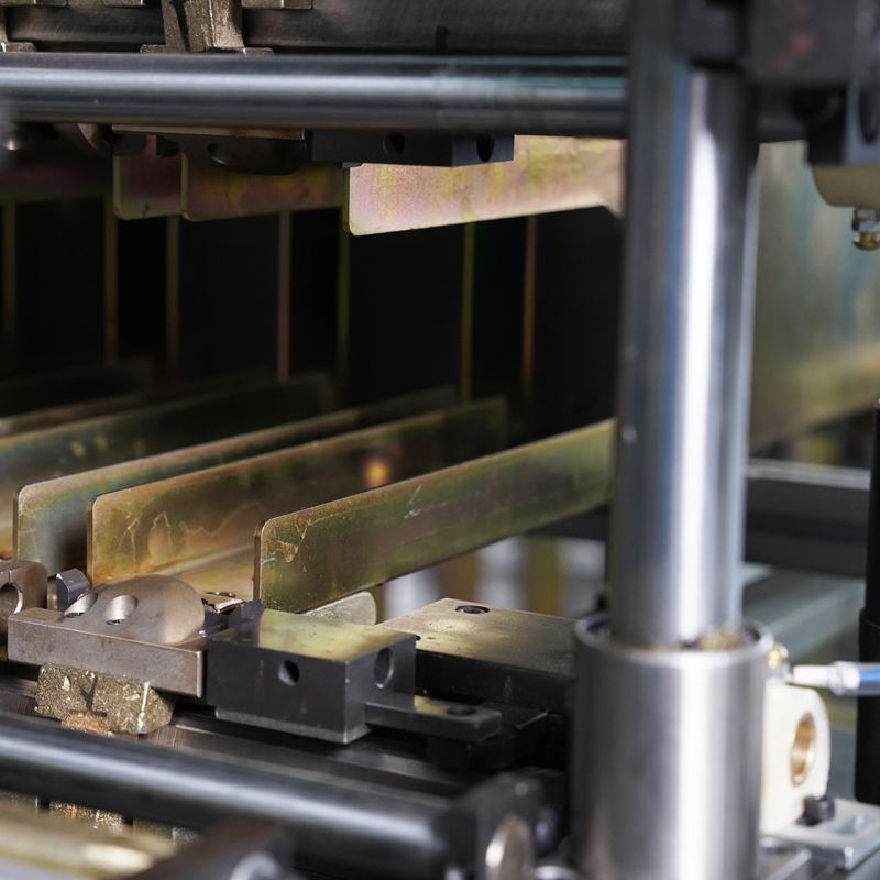 150-200 unidades por 8 horas máquina de enrolar de colchão conjugado com altura de mola 150 mm -180 mm